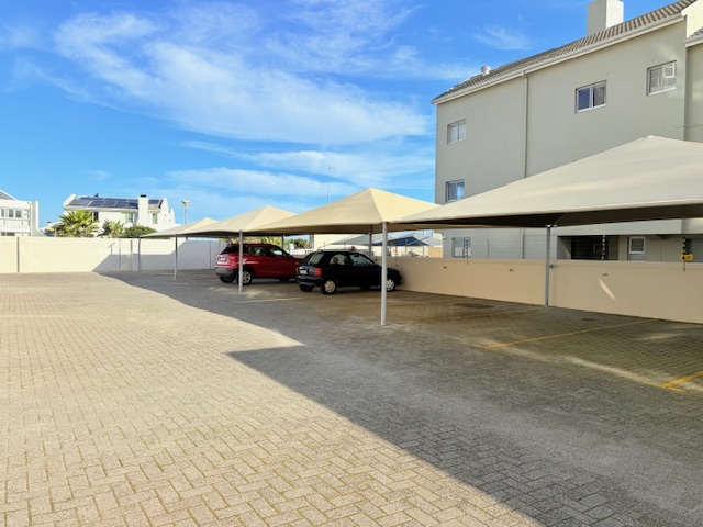 1 Bedroom Property for Sale in Waves Edge Western Cape